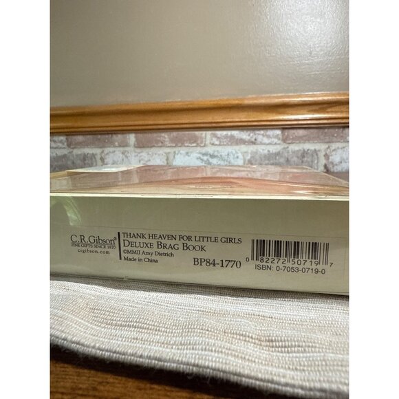 C.R. Gibson Baby Deluxe Brag Book With Pink Bow & Polka Dots For Little Girls - Picture 7 of 10